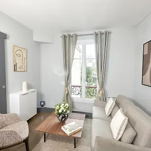  Appartamento Stunning Near Eiffel Tower